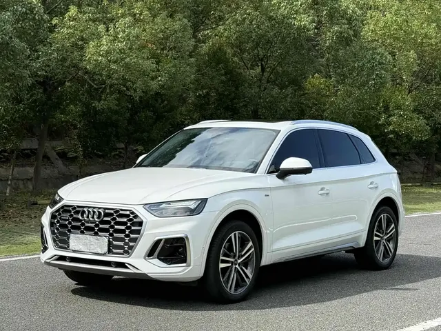 Audi Q5L 2022 40T Luxury Dynamic