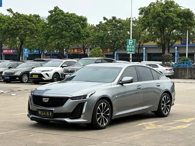 Cadillac CT5 2022 28T Luxury (Standard)