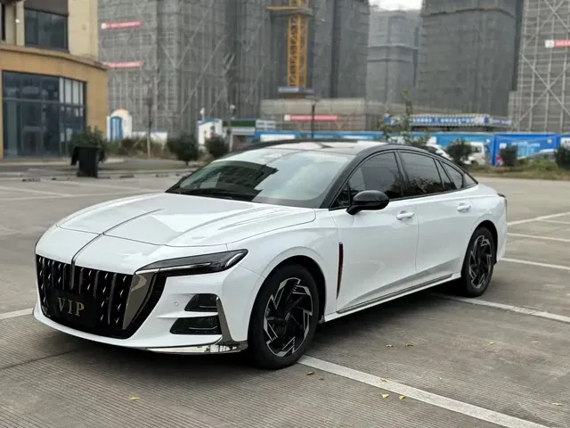 Hongqi H6 2024 Model 2.0T Fashion Edition
