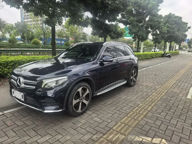Mercedes-Benz GLC 2018 Facelift GLC 260 4MATIC Luxury