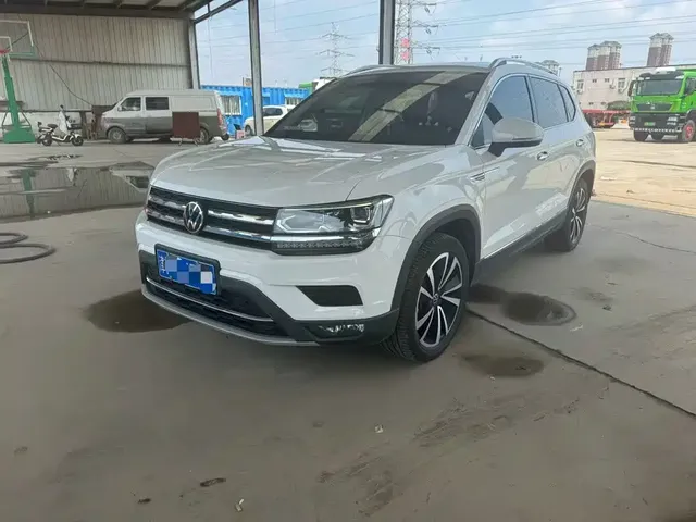 Volkswagen Tharu 2021 330TSI 4WD Luxury Plus