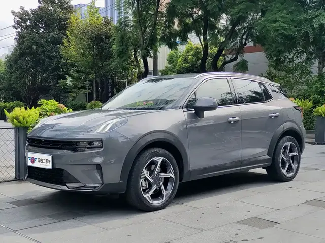Lynk & Co 06 EM-P 2022 PHEV 84KM Range Pro