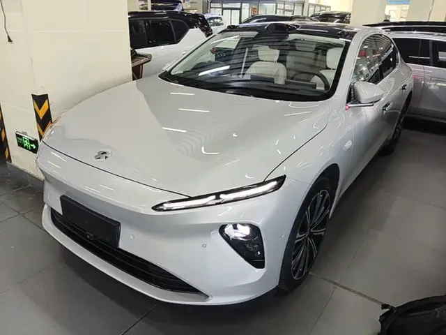 NIO ET7 2024 75kWh Executive Signature Edition