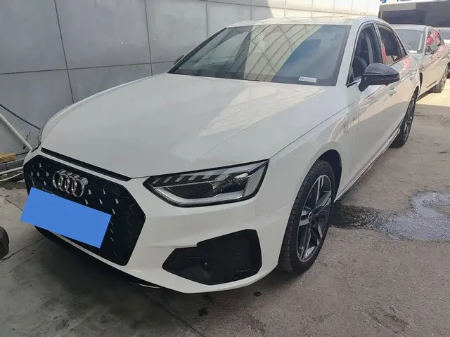 Audi A4L 2022 40 TFSI Luxury Elegance