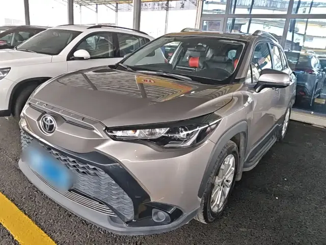 Toyota Frontlander 2022 2.0L CVT Leading Edition
