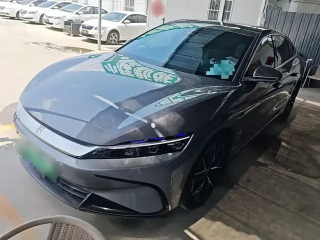 BYD Han 2025 DM-i 125KM Honor