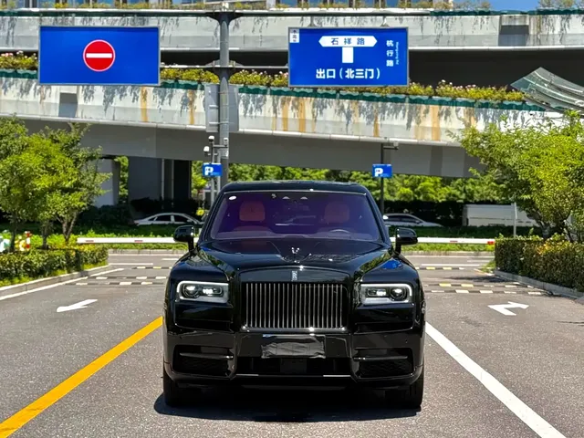 Rolls-Royce Cullinan 2020 Black Badge