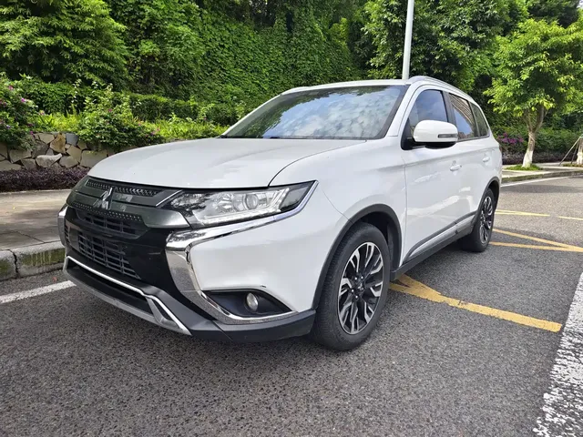 Mitsubishi Outlander 2019 2.0L 2WD Enjoy 5-Seater China VI