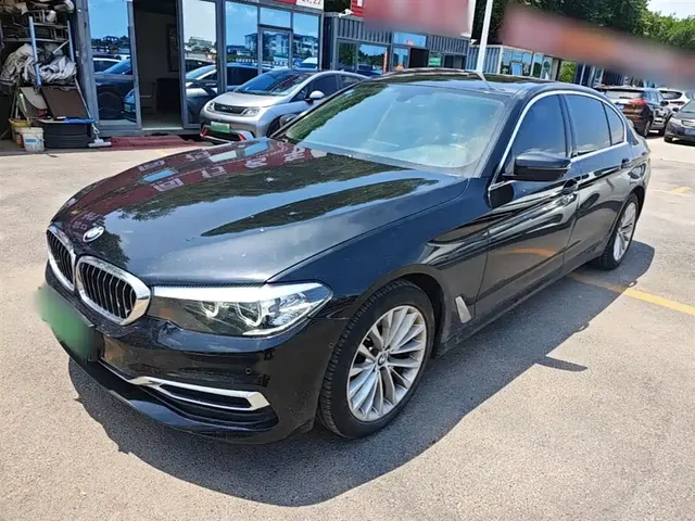 BMW 5 Series 2019 Facelift 525Li Luxury Package