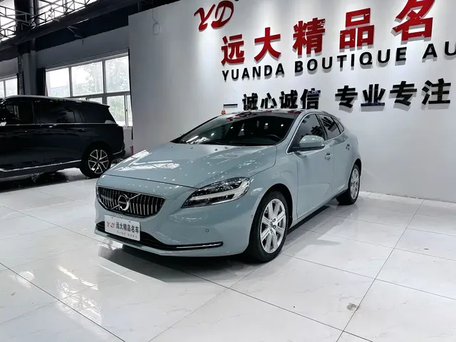 Volvo V40 2017 T3 R-Design