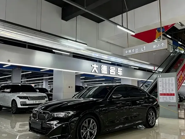 BMW i3 2024 eDrive 35 L