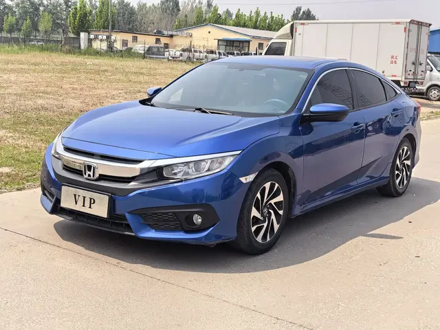 Honda Civic 2016 220TURBO CVT Luxury Edition