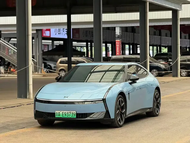 XPeng P7 2025 702km Long Range Edition