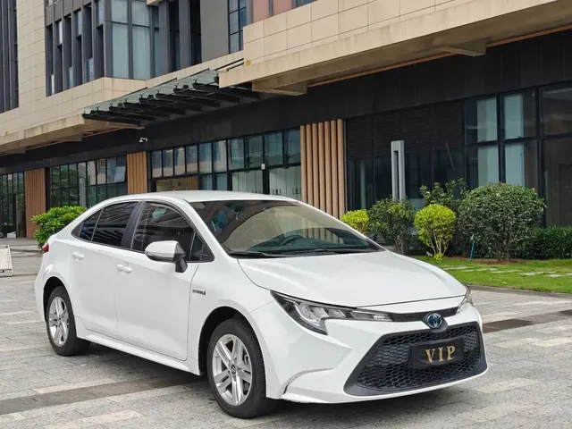 Toyota Levin 2022 Dual Engine 1.8H E-CVT Leading Edition