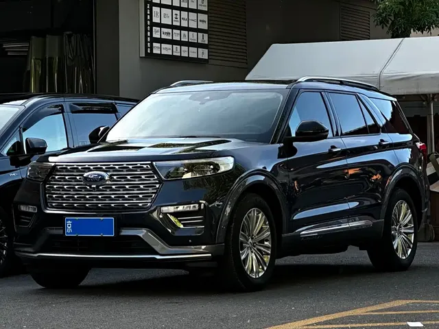 Ford Explorer 2020 EcoBoost 285 AWD Titanium Edition 7-Seater