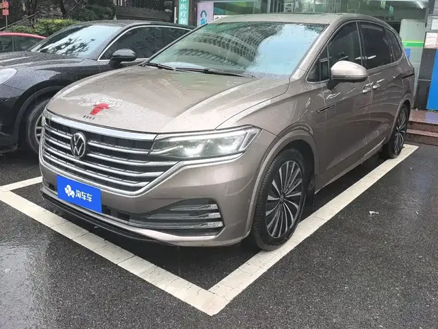 Volkswagen Viloran 2020 380TSI Premium