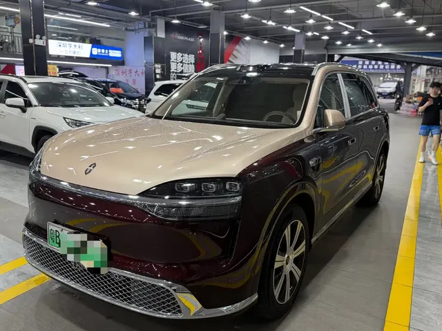 AITO Wenjie AITO M9, 2026