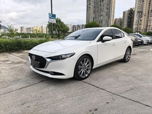 Mazda 3 Axela 2022 Mazda3 2.0L Automatic Sport Edition