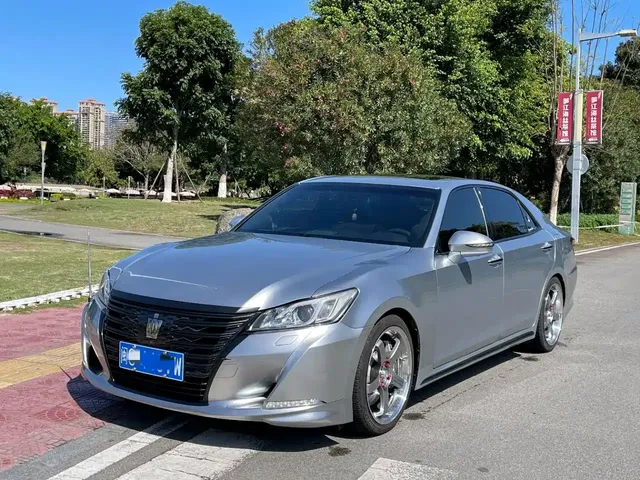 Toyota Crown 2018 2.0T Sport Edition