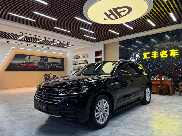 Volkswagen Touareg 2021 2.0TSI R-Line