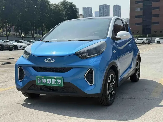 QQ New Energy Little Ant 2019 4-Seater Smart Enjoy Edition 35kWh
