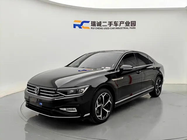 Volkswagen Magotan 2025 Facelift Public Edition 330TSI DSG Luxury