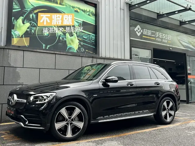 Mercedes-Benz GLC 2022 GLC 300 L 4MATIC Dynamic Collector's Edition