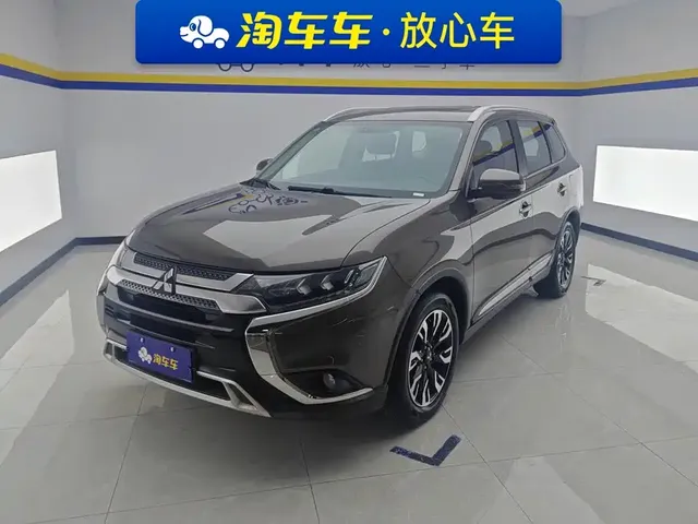 Mitsubishi Outlander 2019 2.4L 4WD Deluxe Edition 5-Seater China VI