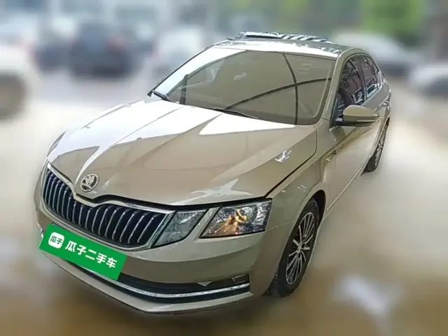 Škoda Octavia 2019 1.5L Automatic Smart Luxury China VI