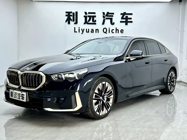 BMW 5 Series 2025 530Li Premium Luxury Package