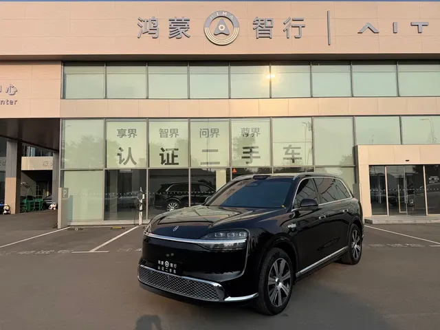 AITO Wenjie AITO M9, 2026