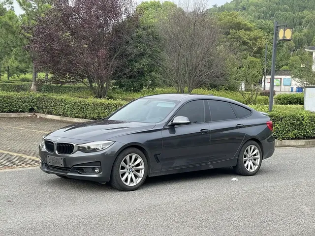 BMW 3 Series GT 2018 320i Fashion