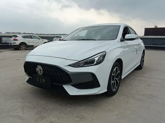 MG 5 2022 180DVVT CVT Youth Luxury Edition