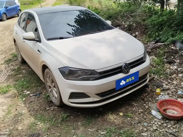 Volkswagen Polo 2021 Plus 1.5L Automatic Colorful Tech Edition