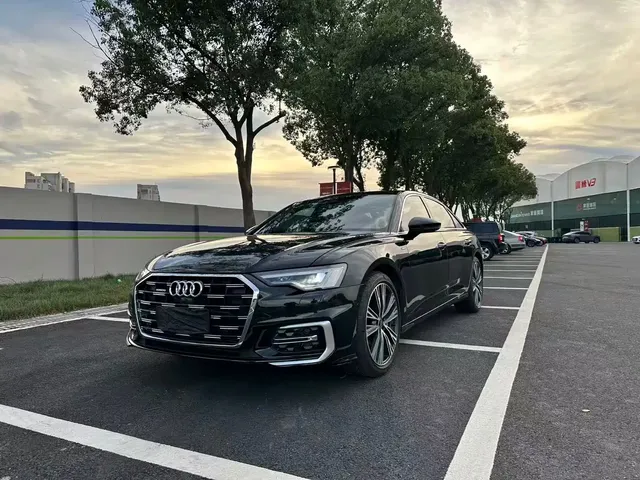 Audi A6L 2023 Facelift 55 TFSI quattro Exclusive Dynamic