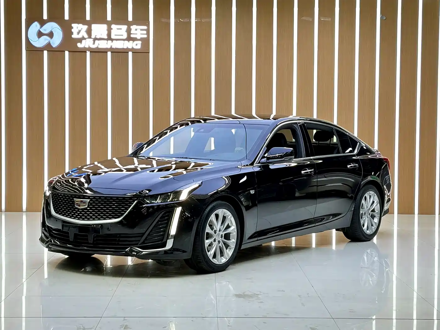 Cadillac CT5 2022 28T Luxury (Standard)