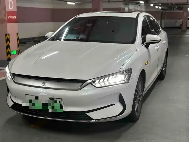 BYD Qin PLUS 2021 EV 400KM Luxury Model