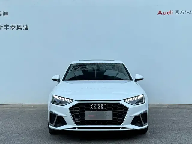 Audi A4L 2022 40 TFSI Fashion Dynamic