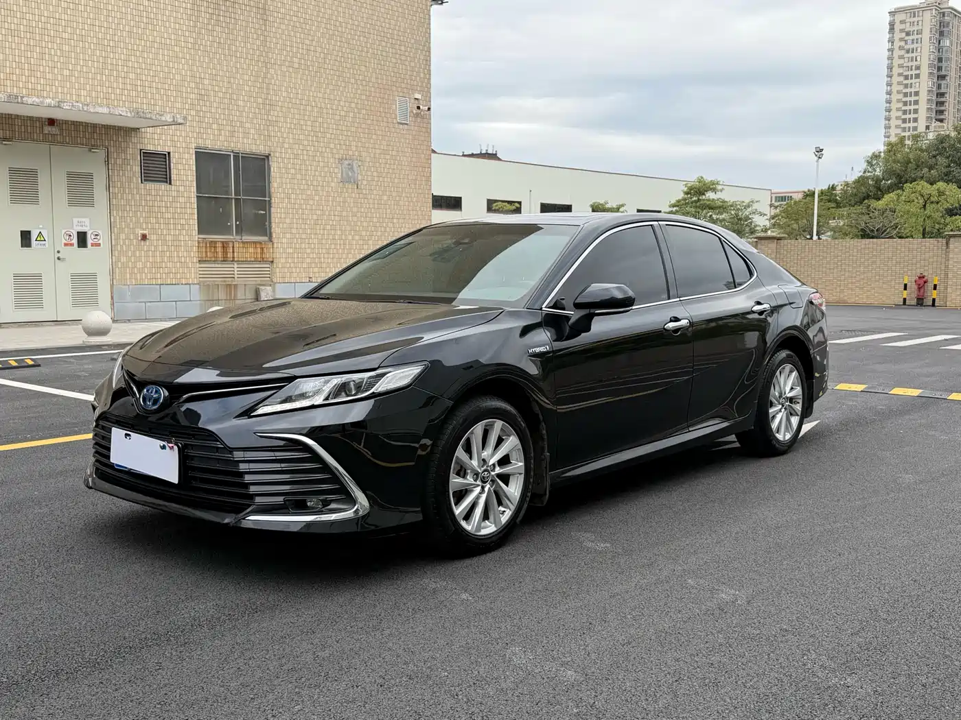 Toyota Camry 2023 Hybrid 2.5HGVP Leading Edition