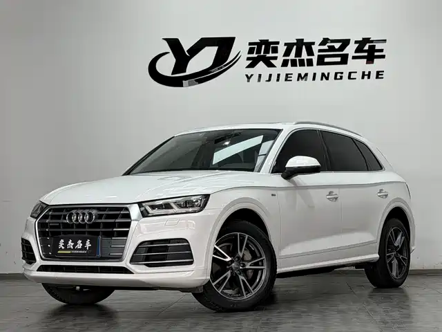 Audi Q5L 2018 40 TFSI Premium Fashion China VI