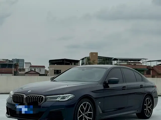 BMW 5 Series (Import) 2022 530i Style Edition M Sport Package