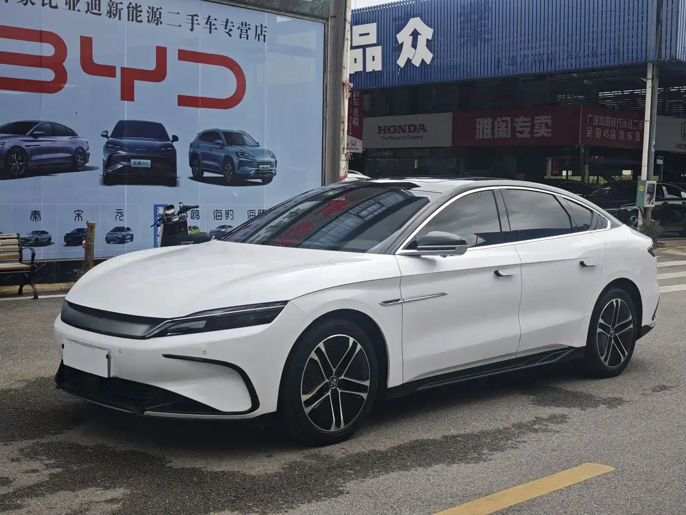 BYD Han 2023 EV Champion Edition 605KM FWD Premium