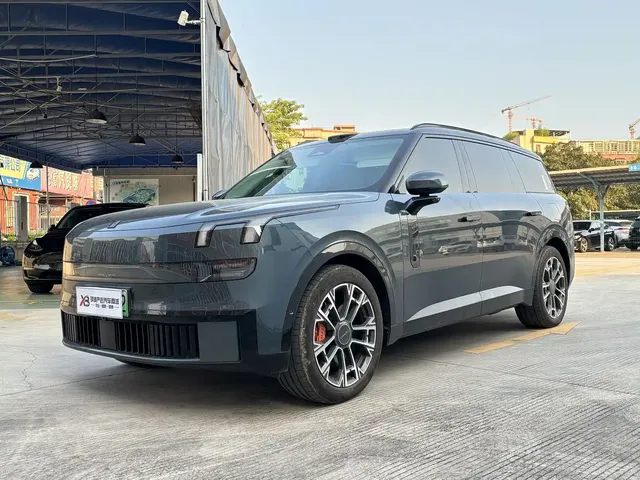 Lynk & Co 900 2025 2.0T Ultra