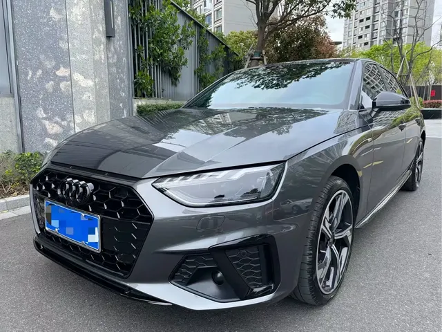 Audi A4L 2025 2 Million Celebration Edition 40 TFSI Fashion Dynamic
