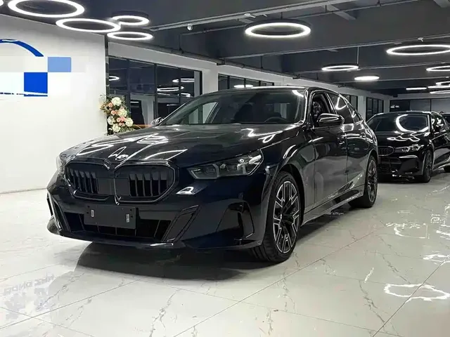 BMW 5 Series 2026 530Li Exclusive M Sport Package