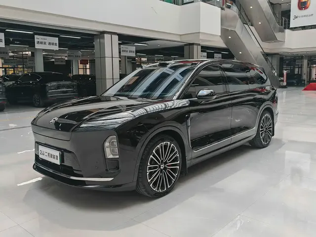 NIO ES8 2025 Base Model