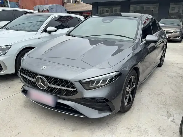 Mercedes-Benz A-Class 2025 A 200 L Fashion Edition