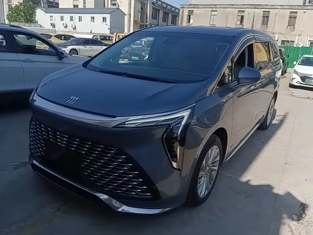 Buick Century 2023 2.0T 7-Seater World Edition