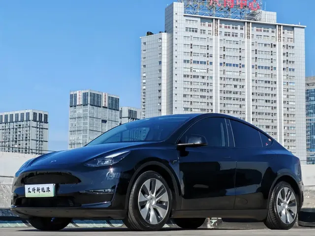 Tesla Model Y 2021 Model Long Range AWD