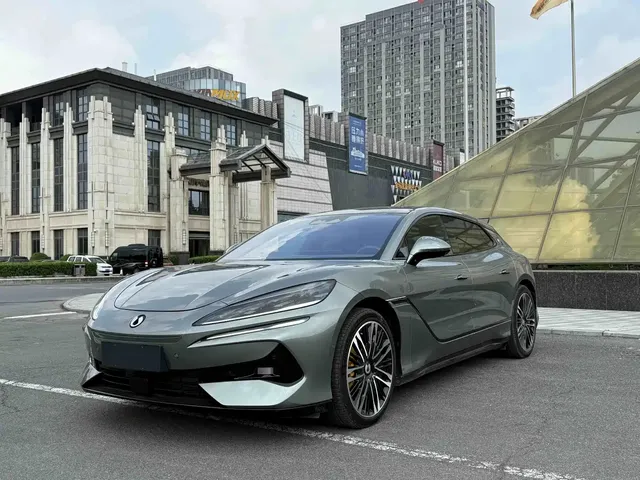 Denza Z9GT 2024 1100 AWD Ultra Edition